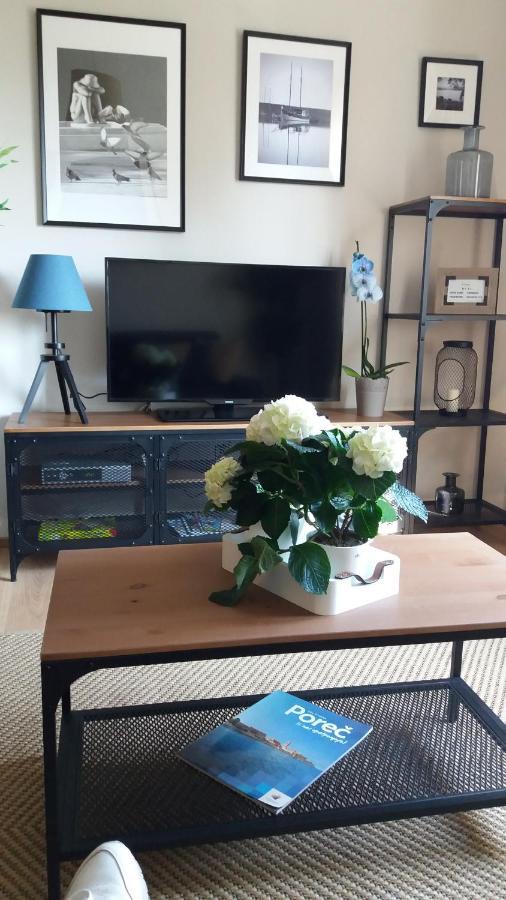 New City Center Design Apartment Poreč Buitenkant foto