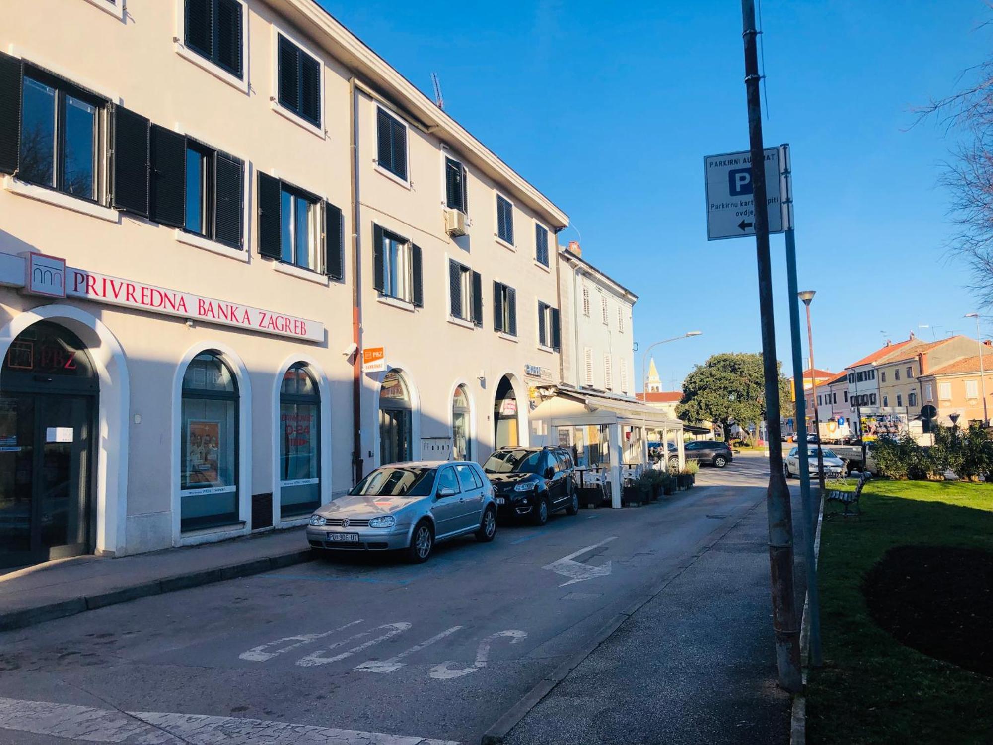 New City Center Design Apartment Poreč Buitenkant foto
